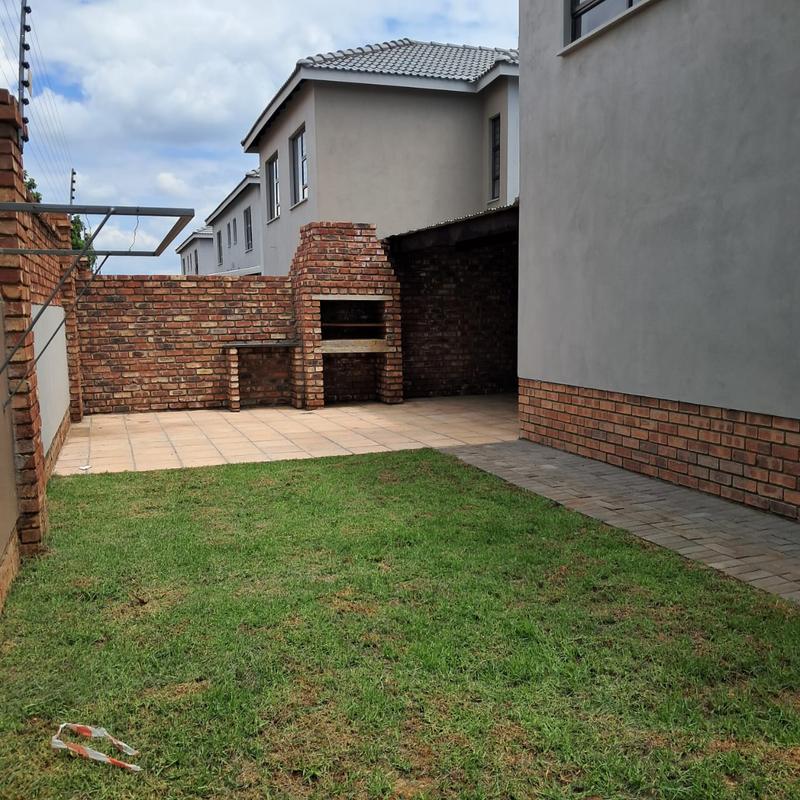 3 Bedroom Property for Sale in Waterval East North West
